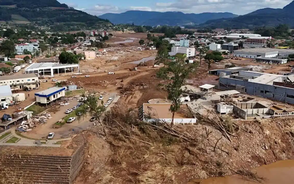 ampliação de suspensão, extensão de prazo;