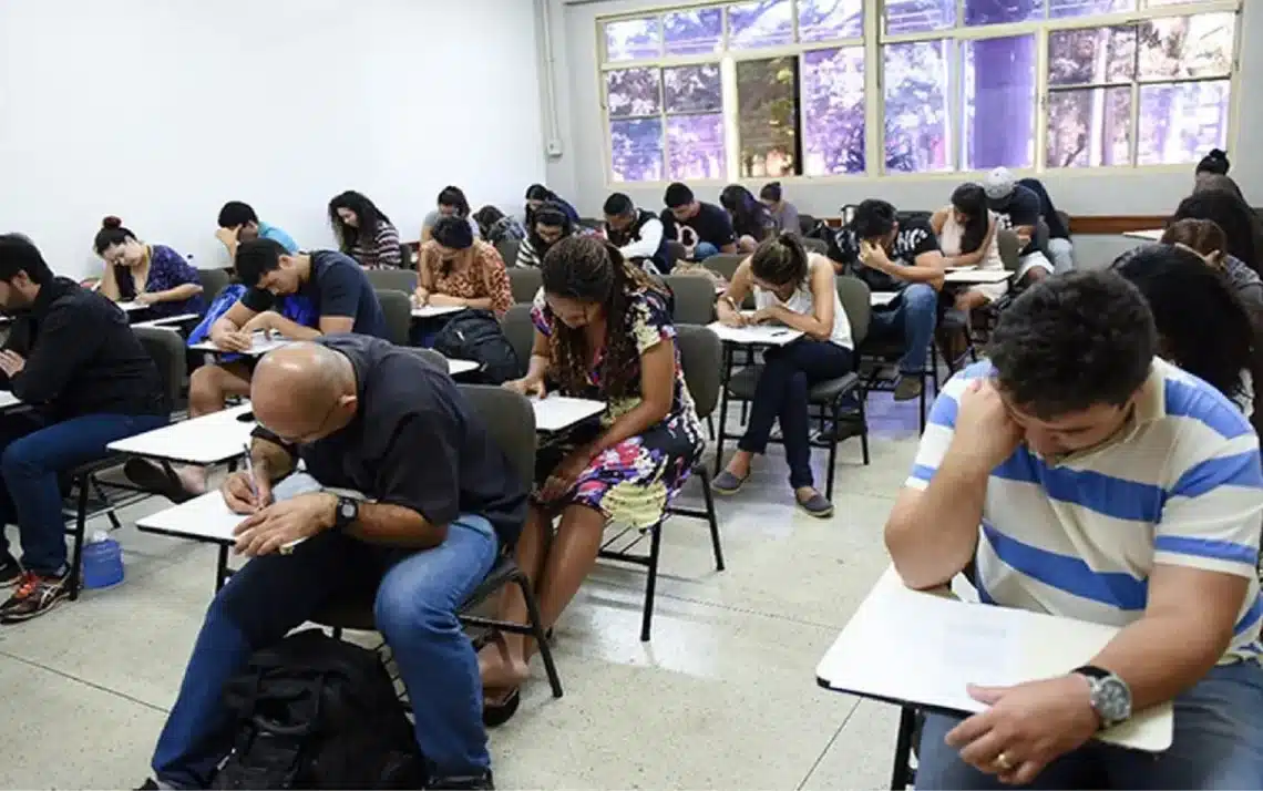 Exame Nacional, Certificação Competências, Jovens e Adultos;