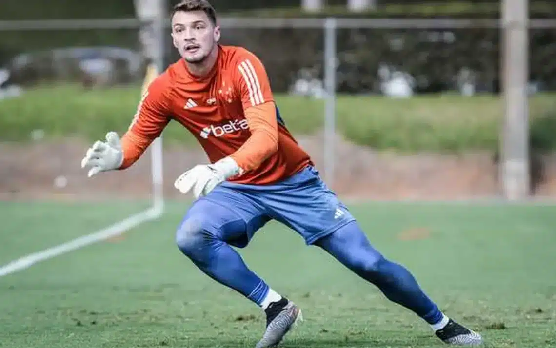 jogador de futebol, goleiro;