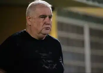 ex-dirigente, Diretor de Futebol, Augusto Melo, presidente, telefonema, explicação, pressão, consciência, polêmicas, clube, conturbado, notícias, gestão, diretoria, reunião, pessoas, trabalhar;