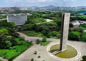 instituições, ensino, centros, academicos, faculdades;