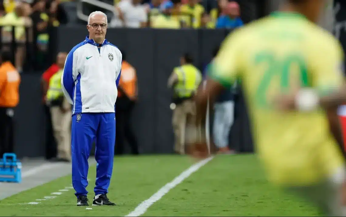 titulares, equipe, escalação;