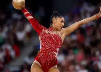 ginástica, artística, competição, de ginástica, modalidade, esportiva; open quotenovo-titulo: Bárbara, Domingos festa, vitória em, ginástica rítmica ; close quote