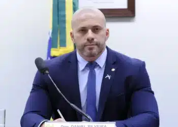 liberdade, condicional, prisão, detenção;