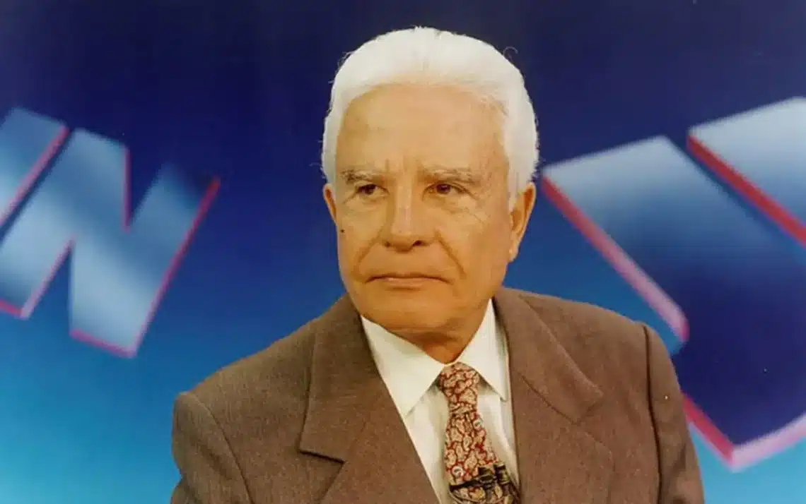 Cid Moreira apresentou o Jornal Nacional, da TV Globo, por 26 anos — Foto: Acervo Grupo Globo - Todos os direitos: @ PEGN