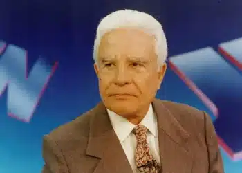 Cid Moreira apresentou o Jornal Nacional, da TV Globo, por 26 anos — Foto: Acervo Grupo Globo - Todos os direitos: @ PEGN