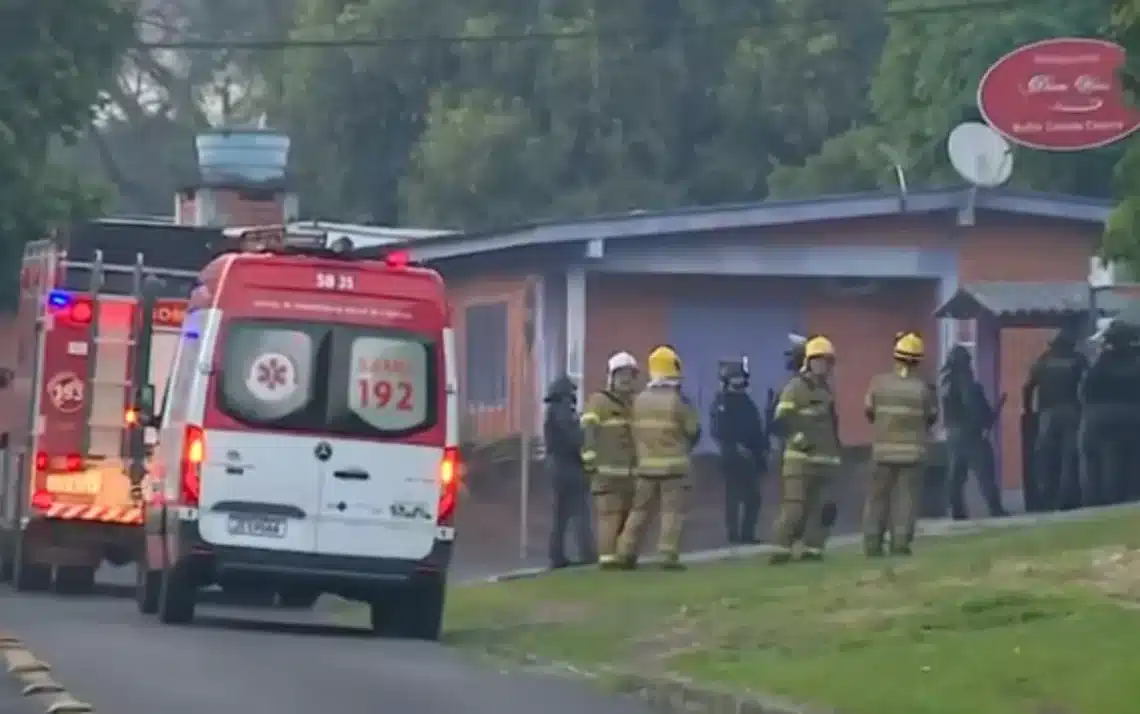 policiamento, vigilância, segurança;