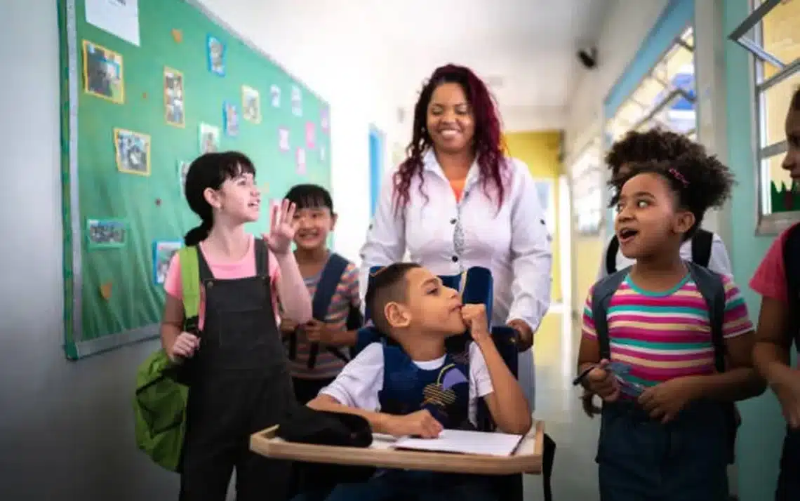 Educação-especial, Educação-inclusiva, Educação-pedagógica, Educação-virtual, Ensino-aprendizado, Ensino-diferenciado, Ensino-remoto, Ensino-virtual';