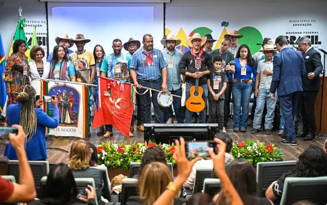 curso, seminário;