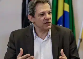 Pacote, Econômico, Jornalismo, PIB, Ministério, da Fazenda; ;