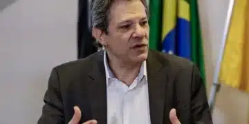 Pacote, Econômico, Jornalismo, PIB, Ministério, da Fazenda; ;