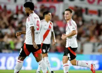 River Plate, River;